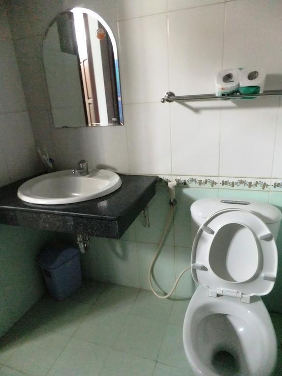 Eena Hotel Da Nang Bagian luar foto